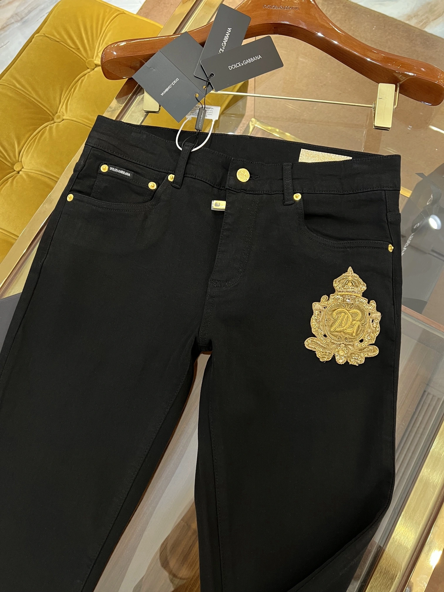 wg.luxury- 4o835& item:D-F409J1905